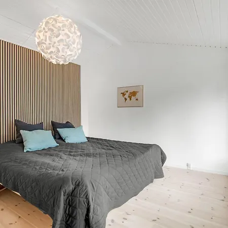 Vangel - 350m From The Sea By Interhome * Hals