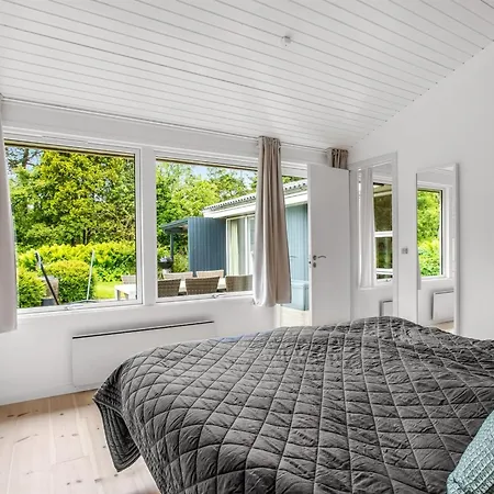 Holiday home Vangel - 350m From The Sea By Interhome *